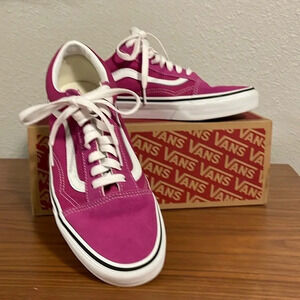 Vans Old Skool Fuchsia Red/True White Shoes- Size 8M/9.5W- worn once!